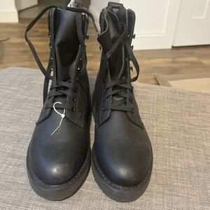 Work America  men’s work combat boots nonmarking nwt sz 8.5 D nwt